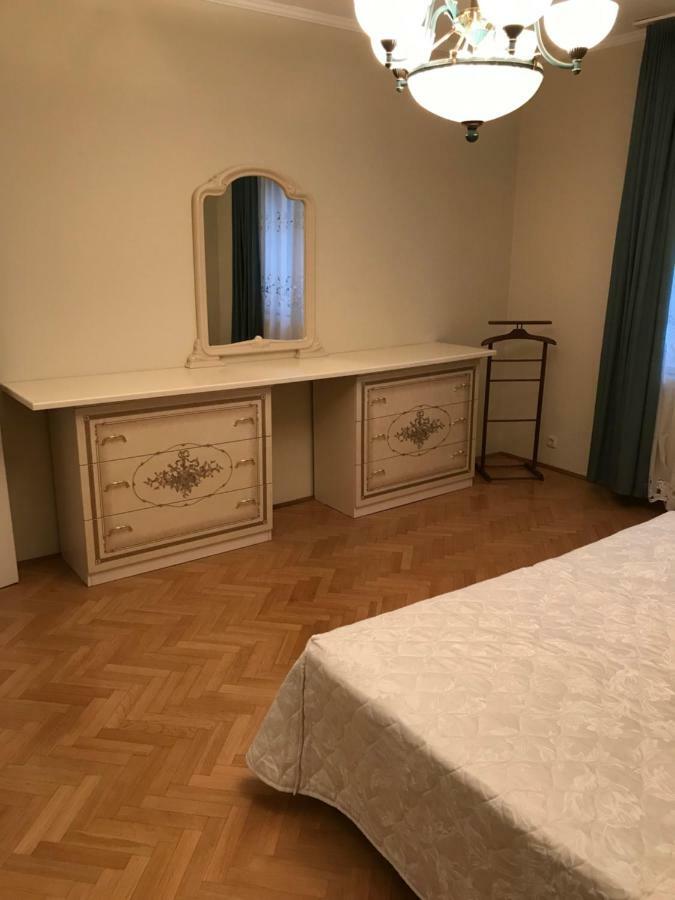 Gabor Pal 1 Apartman 2 Szoba Dunafoldvar Buitenkant foto