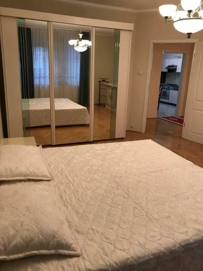 Gabor Pal 1 Apartman 2 Szoba Dunafoldvar Buitenkant foto