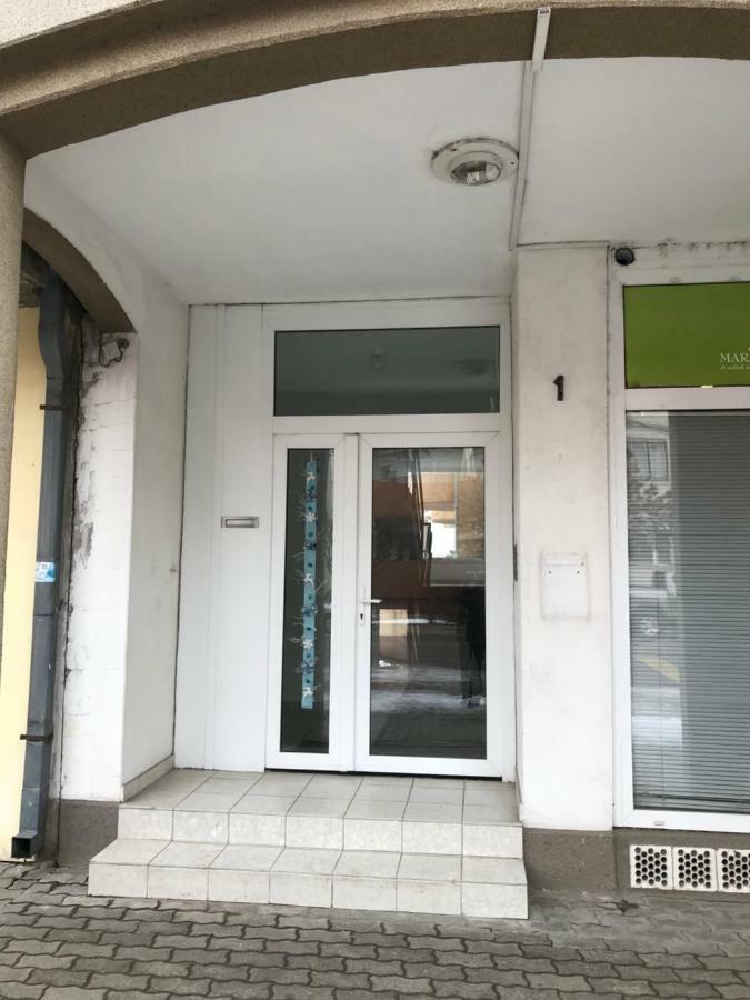 Gabor Pal 1 Apartman 2 Szoba Dunafoldvar Buitenkant foto